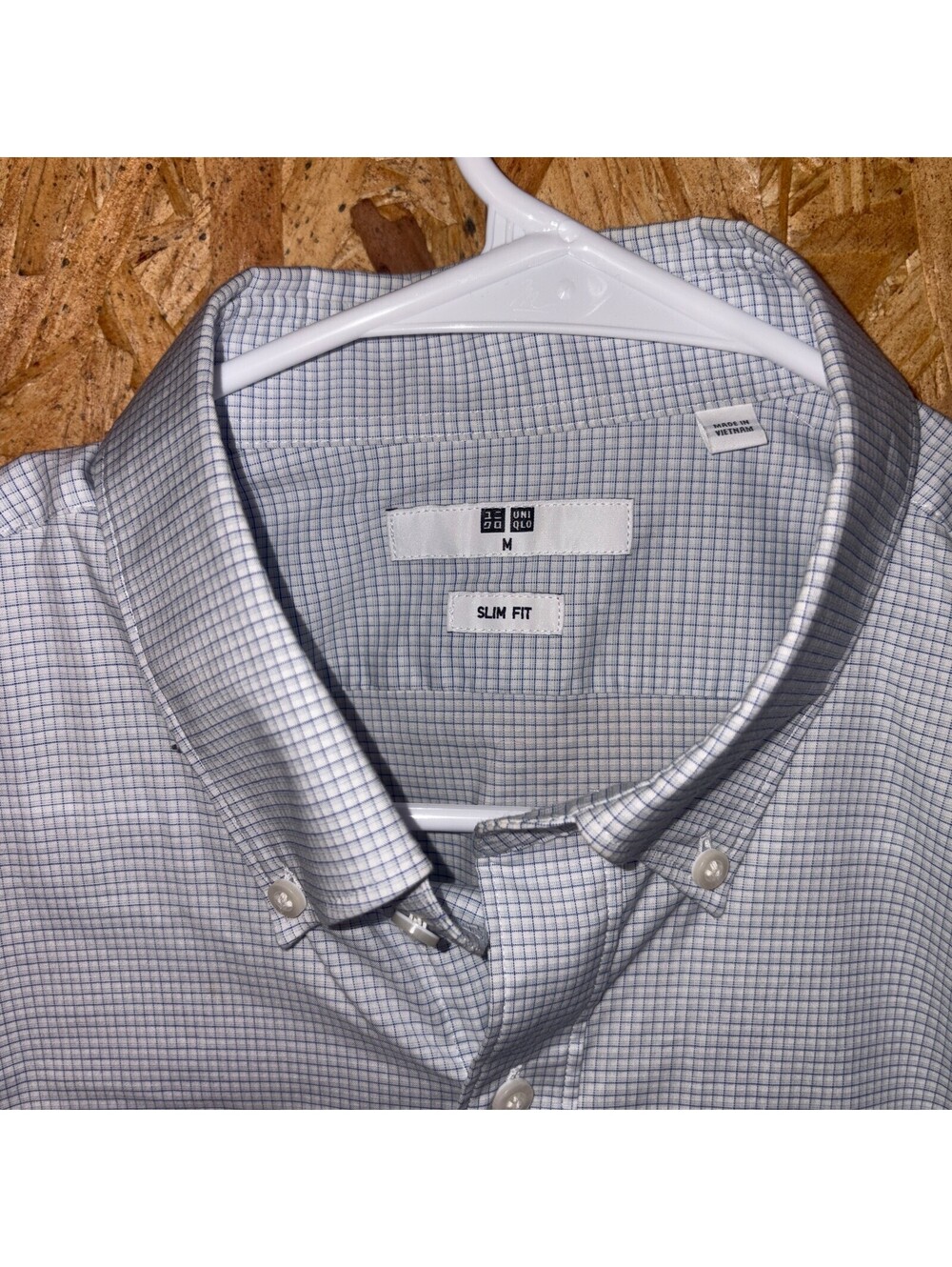 Uniqlo Mens M Blue Check Button Down Shirt